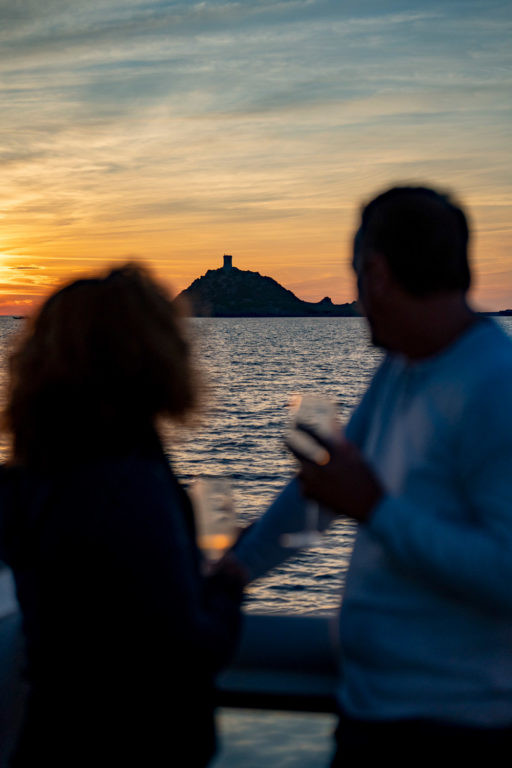 nave-va-10-web-512x768-41962-42459