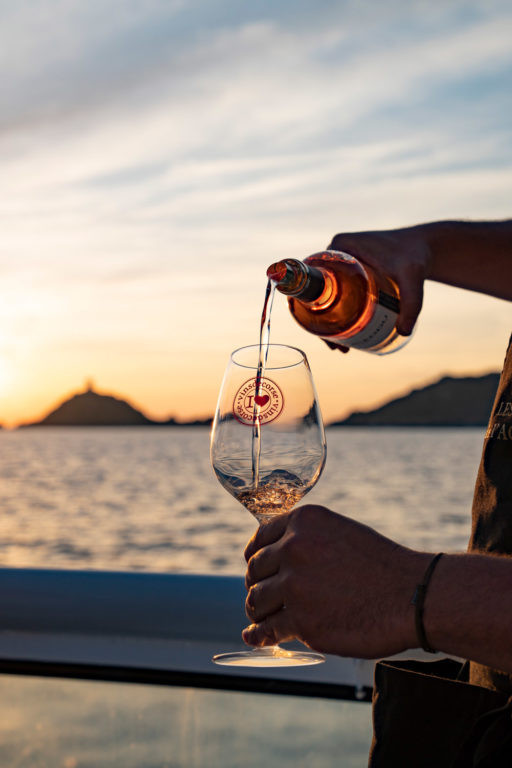 nave-va-4-web-512x768-41960-42197-42497